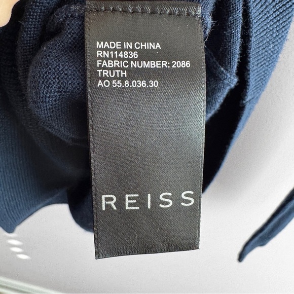 Reiss Wool Sweater size M thin lightweight knit navy blue - Picture 4 of 7